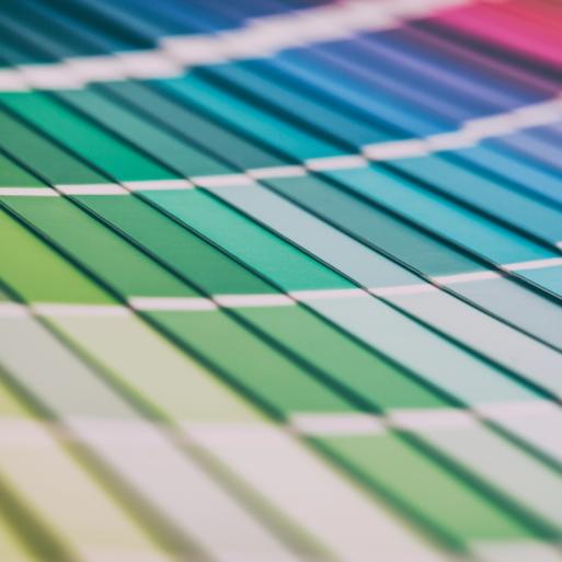 Είμαστε πάντοτε δίπλα σας